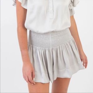 Elegant Gray Women's Shorts